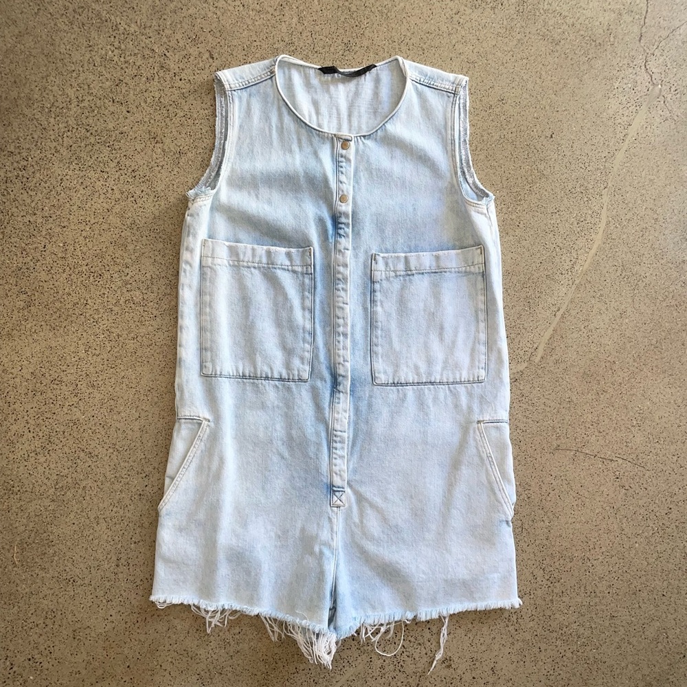 Zara Light Blue Denim Sleeveless Romper Size Medium